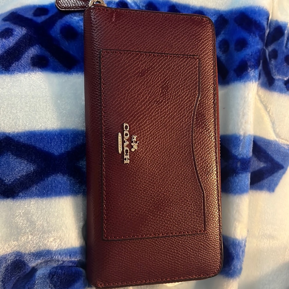 Coach wallet  Burgundy